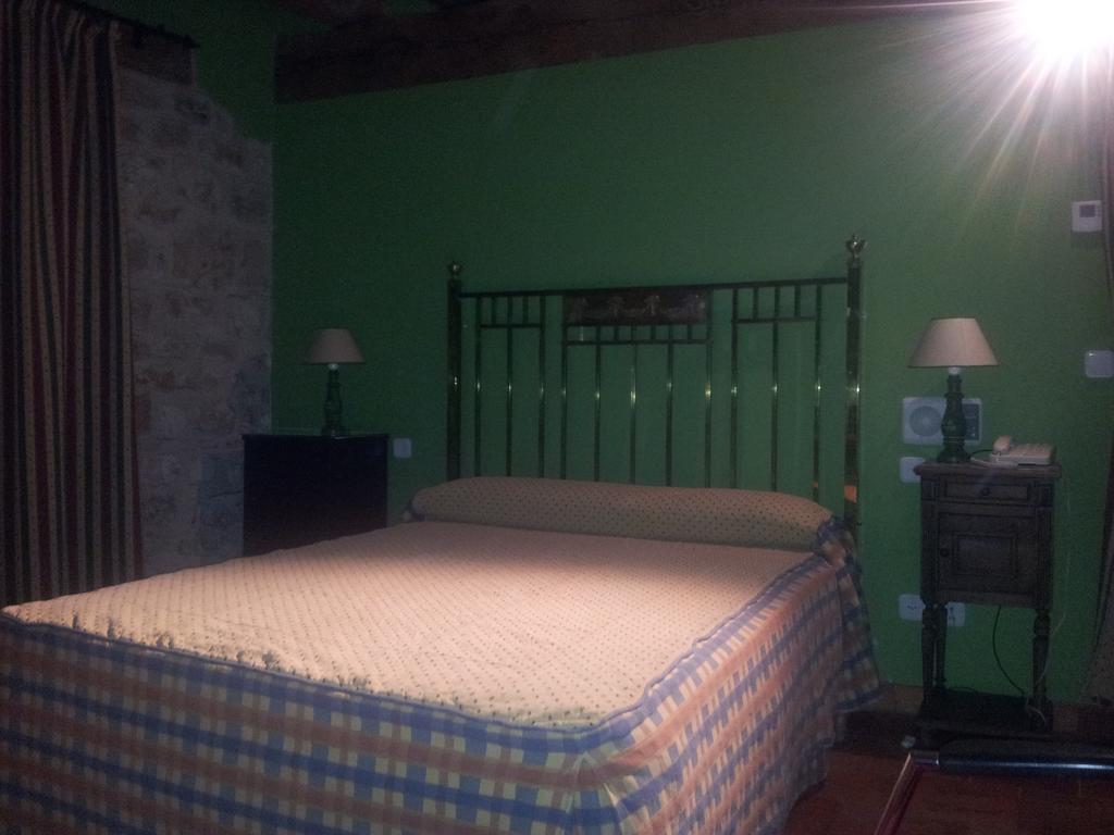 Posada El Zaguan Turegano Номер фото